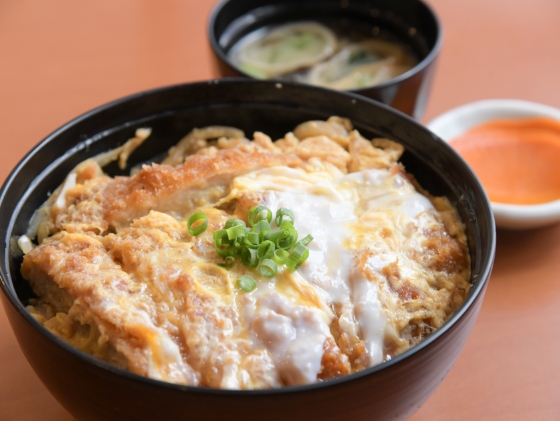 ホテルでのお食事